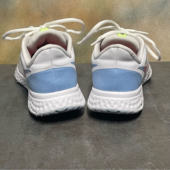 Nike Revolution 5 CZ9301-100 Women's White Running Shoes Size 7.5M - Picture 6 of 16